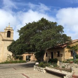Harry Downie Museum - Museum is located left of basilica