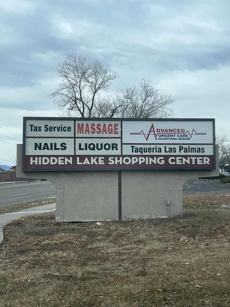 Hidden Lake Shopping Center Logo