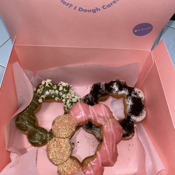 Dot & Dough - Matcha, Cookies n Cream, Strawyberry Pokey - Desserts Near Me - Eastvale, California