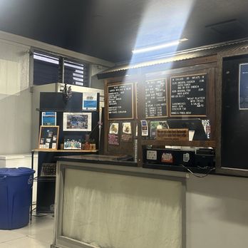 Da Booze Shop - Menu - Burgers Near Me - Waimea, Hawaii Da Booze Shop - Menu - Burgers Near Me - Waimea, Hawaii