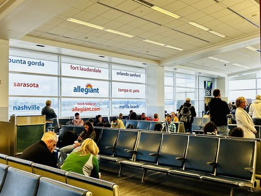 Harrisburg International Airport by null