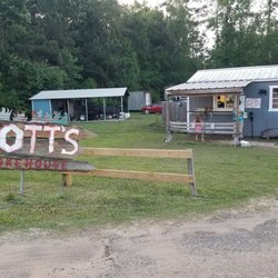 Scott's BBQ & Grill - The best BBQ in Brantley County cooked and served by some fantastic folks. Stop and getcha some!