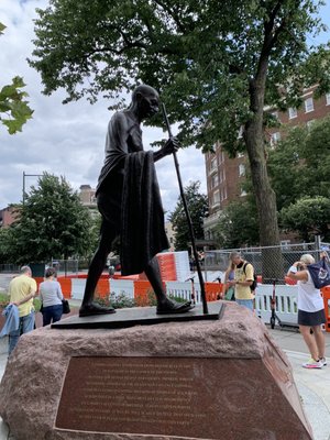 GANDHI STATUE - Updated February 2026 - 15 Photos & 10 Reviews