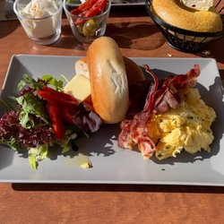 Cafe Mundo