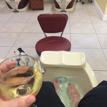 Elite Nail Salon - Step 2 - glass of wine to relax - Nail Salons Near Me - Kissimmee, Florida