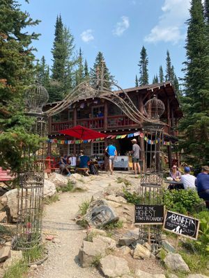 Plain of Six Glaciers Teahouse by null