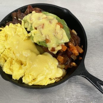 Lunenburg Diner - Avocado Bacon Skillet - Diners Near Me - Lunenburg, Massachusetts Lunenburg Diner - Avocado Bacon Skillet - Diners Near Me - Lunenburg, Massachusetts