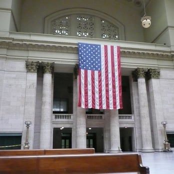 Chicago Union Station - Train Stations Near Me - Chicago, Illinois