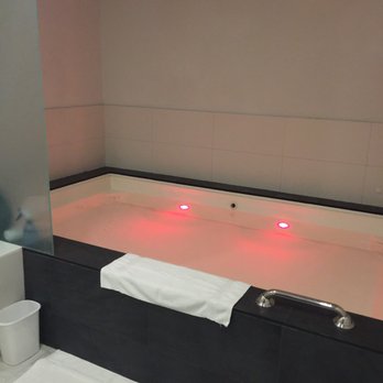 H2O Float Studio - Great way to relax for couples - Day Spas Near Me - Toronto, Ontario H2O Float Studio - Great way to relax for couples - Day Spas Near Me - Toronto, Ontario