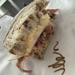 Cobby's Sandwich Shop - Rueben