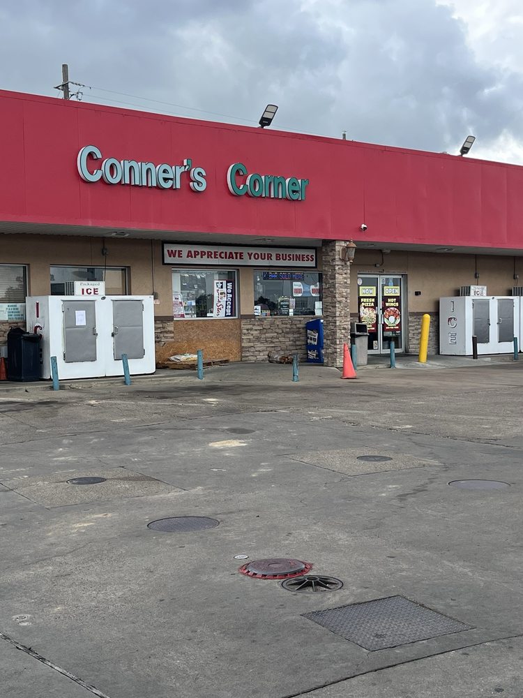 Conners Corner Grocery Logo