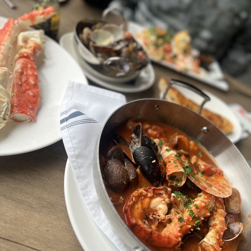MB Grille - Fishermans stew, king crab legs, clam and andouille sausage - New American Near Me - Simi Valley, California MB Grille - Fishermans stew, king crab legs, clam and andouille sausage - New American Near Me - Simi Valley, California