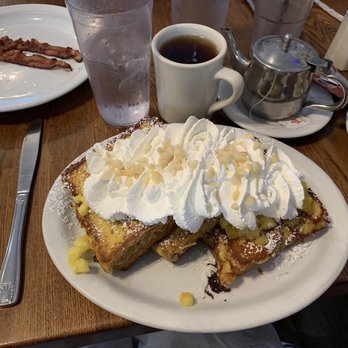 Eggs 'n Things - Pineapple Coconut Macadamia Nut French Toast - Breakfast & Brunch Near Me - Honolulu, Hawaii