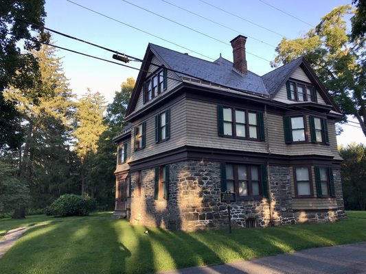 Historic Huguenot Street by null