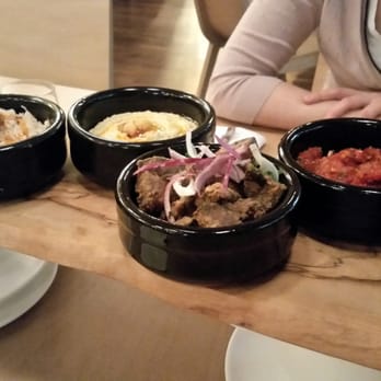 Istanbul Marriott Hotel Sisli - The Dinner Room - Mezze Selection - Hotels Near Me - Istanbul, 34