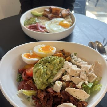 Eggspresso - The Green Goddess Salad - Breakfast & Brunch Near Me - Fullerton, California
