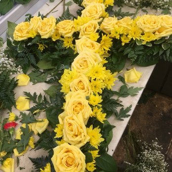 Flowers & Balloons - Cross Arrangement for Funeral - Balloon Services Near Me - Etobicoke, Ontario Flowers & Balloons - Cross Arrangement for Funeral - Balloon Services Near Me - Etobicoke, Ontario