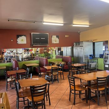 Edna's Filipino Cuisine - Inside dining - Filipino Near Me - Long Beach, California