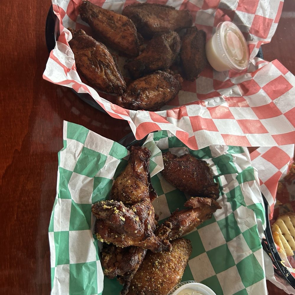 Caesar dry wings and yard dry wings Caesar dry wings and yard dry wings