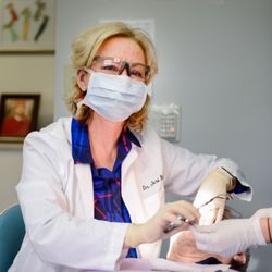 Geraldine Ross Bills, DDS