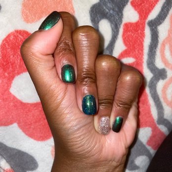 Happy Nails & Spa - Gel manicure - Nail Salons Near Me - Ludlow, Massachusetts