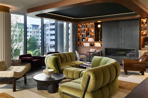 Stella at Star Metals by null