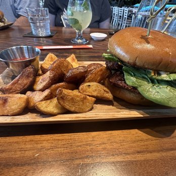 E+O Kitchen - Loveland - Spicy chicken bok bok sandwich - Asian Fusion Near Me - Loveland, Ohio