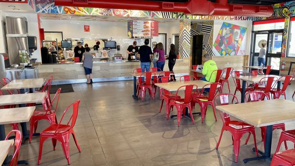 Dave's Hot Chicken by null