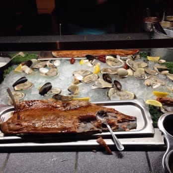 Hank's Farm Restaurant - Buffet - Italian Near Me - Ottawa, Illinois