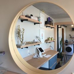 Willow Beauty Bar