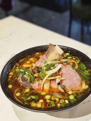 Saigon Alley Kitchen & Bar by null