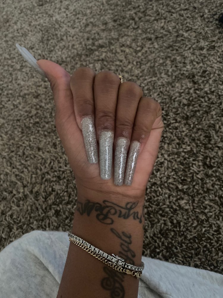 NAIL CENTRAL Updated September 2024 27 Photos & 20 Reviews 916 Cloverleaf Plz, Kannapolis