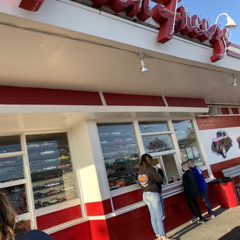 Fresh Freeze Drive-In - Awesome ice cream!!!' - Burgers Near Me - Eureka, California Fresh Freeze Drive-In - Awesome ice cream!!!' - Burgers Near Me - Eureka, California