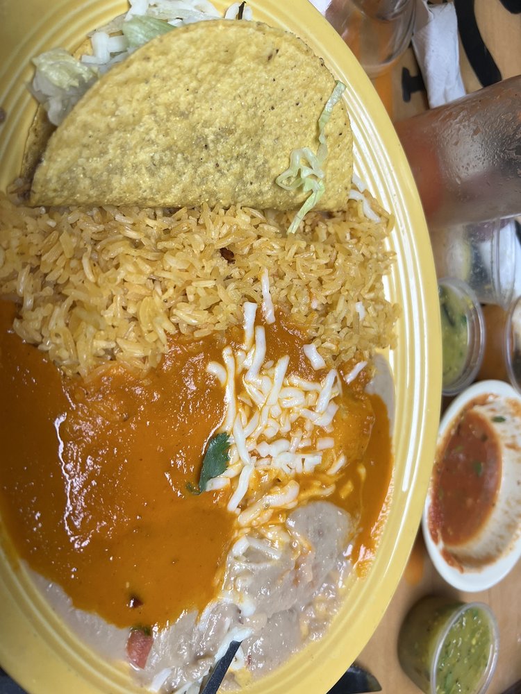 Social spots from Rancho Cantina