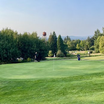 The Pub Course - One of the holes. Greens aren't super fast, but watch the slope! - Pubs Near Me - Troutdale, Oregon The Pub Course - One of the holes. Greens aren't super fast, but watch the slope! - Pubs Near Me - Troutdale, Oregon