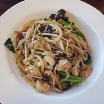 Korean Kitchen - Yali Udon wit shrimp - Korean Near Me - Wake Forest, North Carolina Korean Kitchen - Yali Udon wit shrimp - Korean Near Me - Wake Forest, North Carolina
