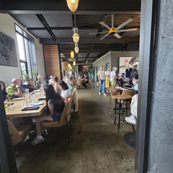 Khue’s Kitchen - Dining area - Vietnamese Near Me - Saint Paul, Minnesota