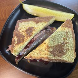 The Brownsville Deli - Monte Cristo