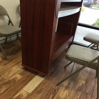 Tracy's Nails - Cute nail and feet dryer stations - Nail Salons Near Me - Capitola, California
