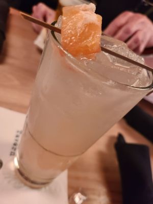 Marlow's Tavern by null