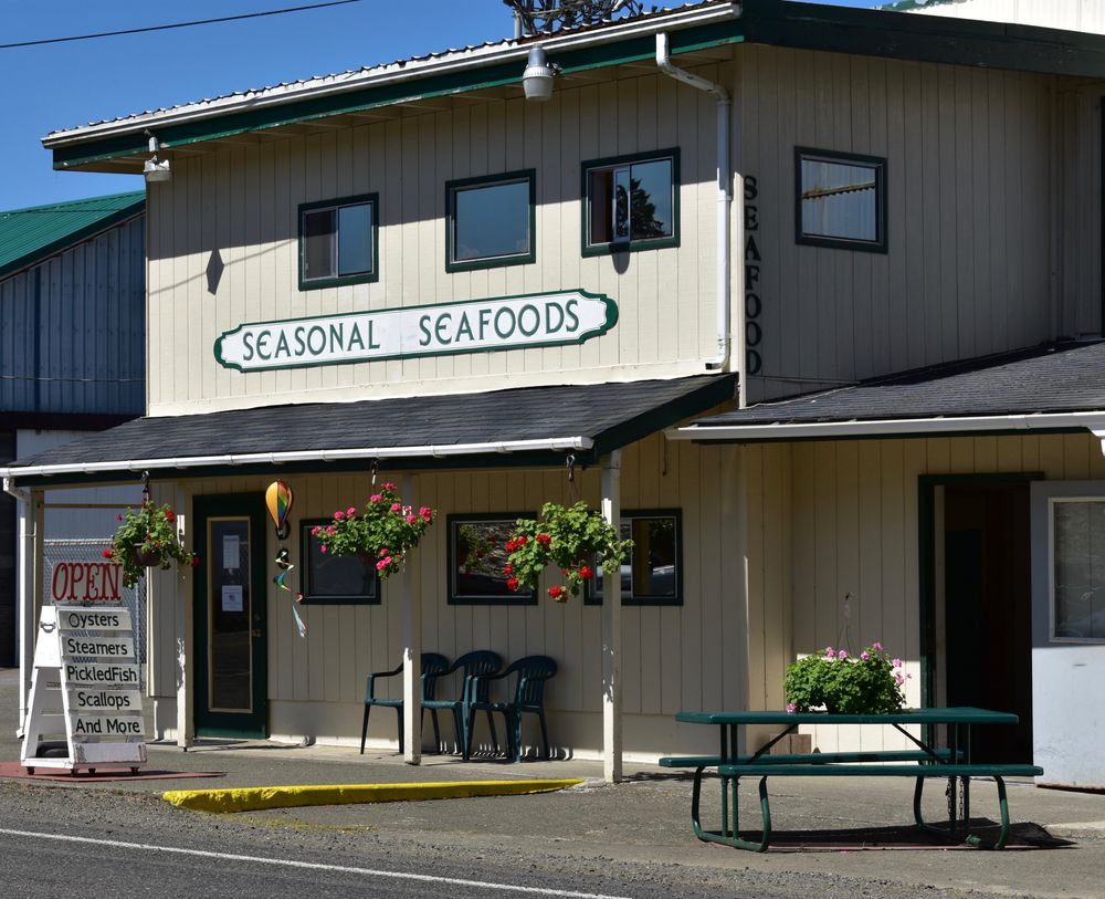 SEASONAL SEAFOODS Updated August 2024 13 Photos 306 Dike Rd, Bay