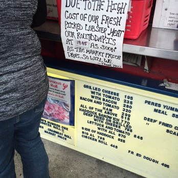 Red's Eats - Seafood Near Me - Wiscasset, Maine