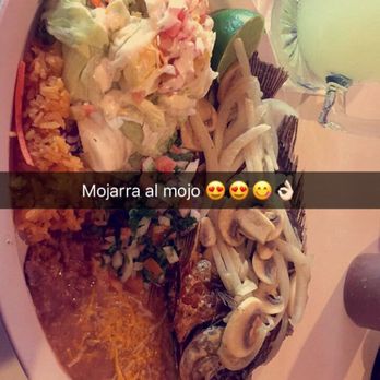La Perla Del Mar - Deep fried mojarra al mojo de ajo - Mexican Near Me - Tacoma, Washington