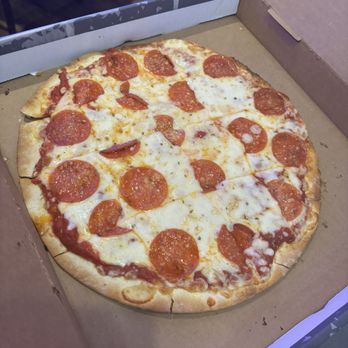 Marcus Crosswoods Cinema - Pepperoni Pizza - Cinema Near Me - Columbus, Ohio Marcus Crosswoods Cinema - Pepperoni Pizza - Cinema Near Me - Columbus, Ohio