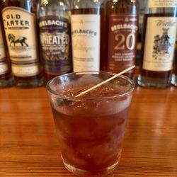 Travel Bar - Peach Old Fashioned.