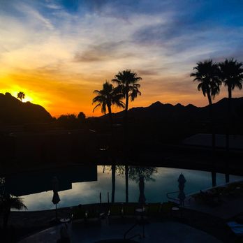 Jade Bar - Most amazing sunsets! - Lounges Near Me - Paradise Valley, Arizona