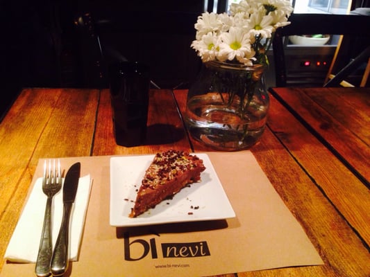 Bi Nevi Deli by null