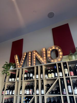 Village Vino by null