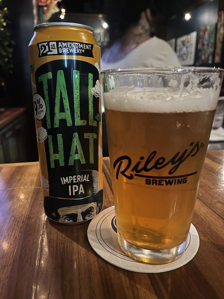 Social spots from 17th Street Public House