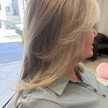 Studio V La Jolla - Hair Salons Near Me - San Diego, California Studio V La Jolla - Hair Salons Near Me - San Diego, California